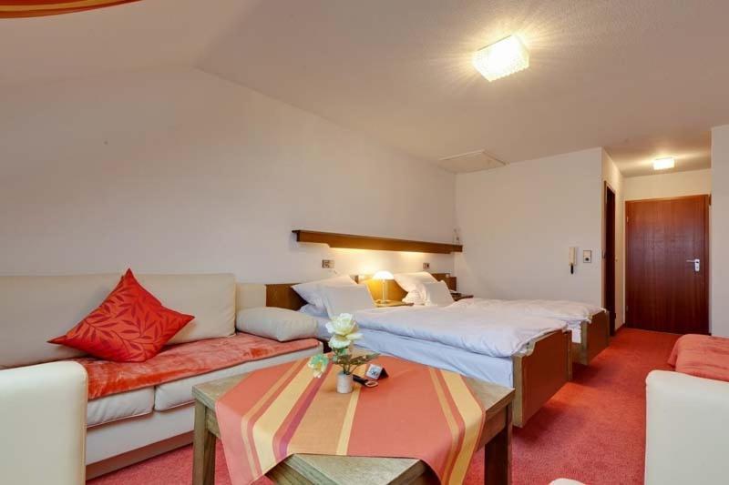 Hotel Alte Kelter Fellbach Habitación foto